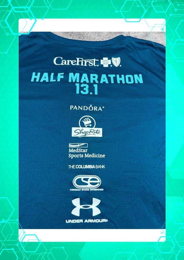 👕 T-shirt Manche Longue de sport Under Armour Baltimore Running Festival Bleu Marine Taille XL 👕 - photo numéro 3