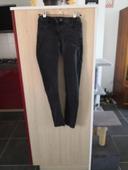 Jeans slim noir taille 12 ans