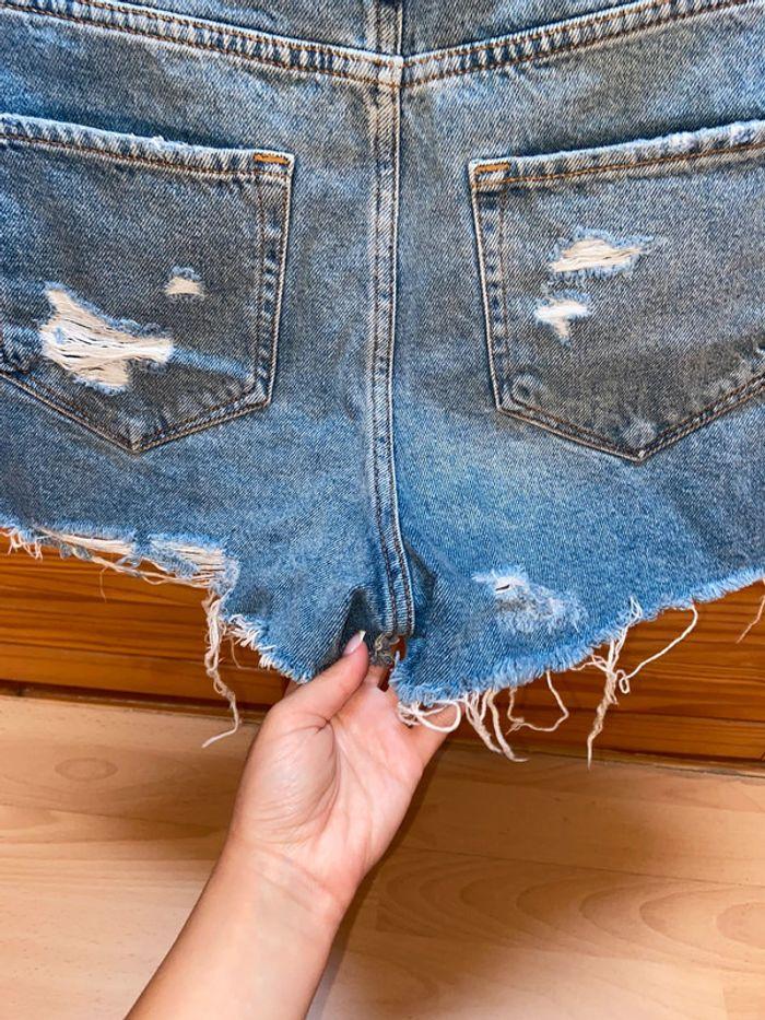 Short en jean bleu XS taille haute avec trois et bandes latérales - photo numéro 8