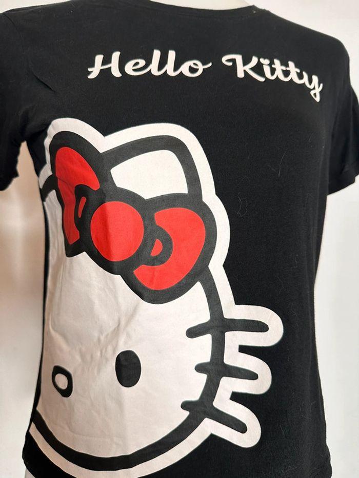 Tee shirt Hello Kitty taille 14 ans - photo numéro 2