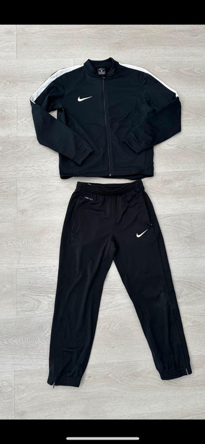 Survêtement Nike Dri-Fit - photo numéro 2