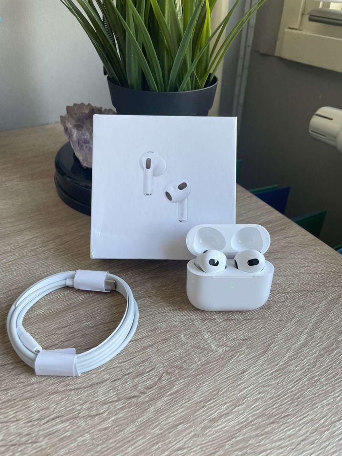 Air pods 3 - photo numéro 1