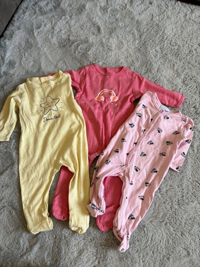 Lot de 3 pyjama 6 mois - photo numéro 1