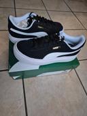 Basket Puma suede mayu taille 38 noir et blanche