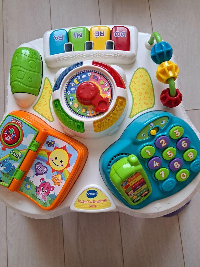 Table activités Vtech - photo numéro 1