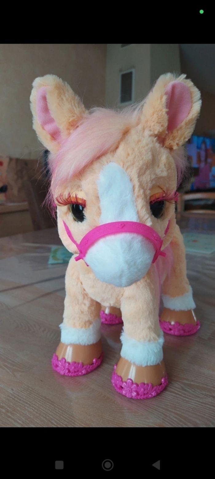 FurReal Cannelle mon poney coquet - photo numéro 1