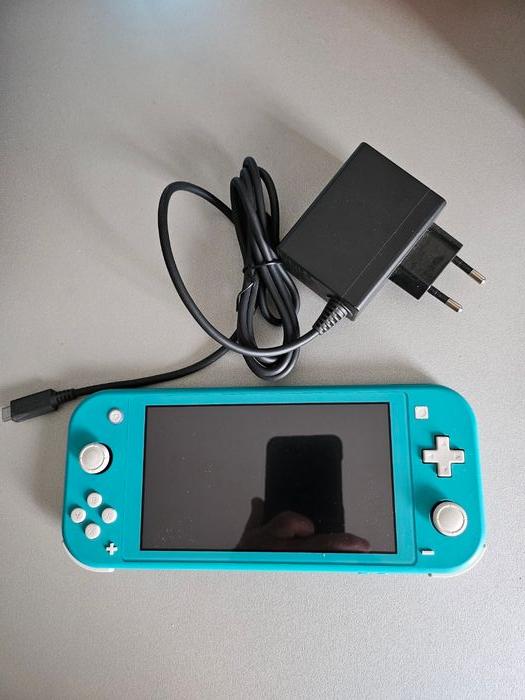 Nintendo Switch Lite - photo numéro 7