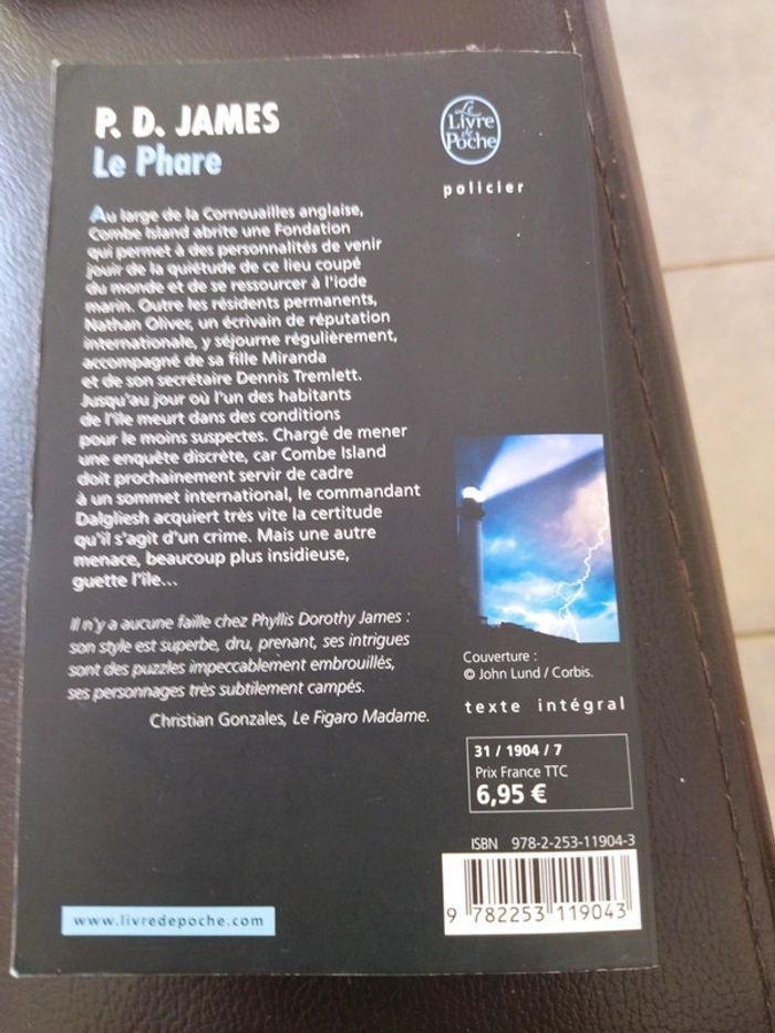 Le phare livre de james - photo numéro 2