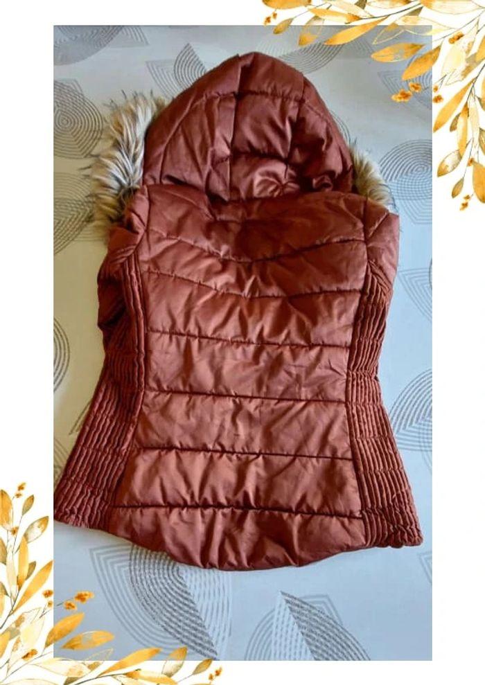 Joli blouson hiver avec capuche femme taille 34 - photo numéro 5