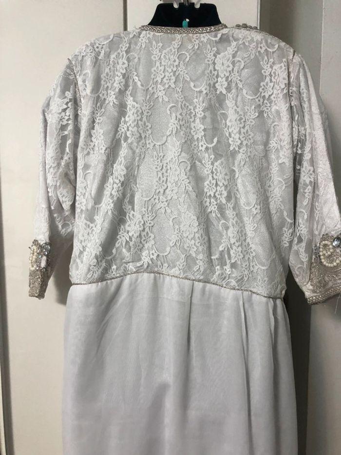 Robe habillée.  caftan.  dentelle . Fêtes . Taille L /XL - photo numéro 9