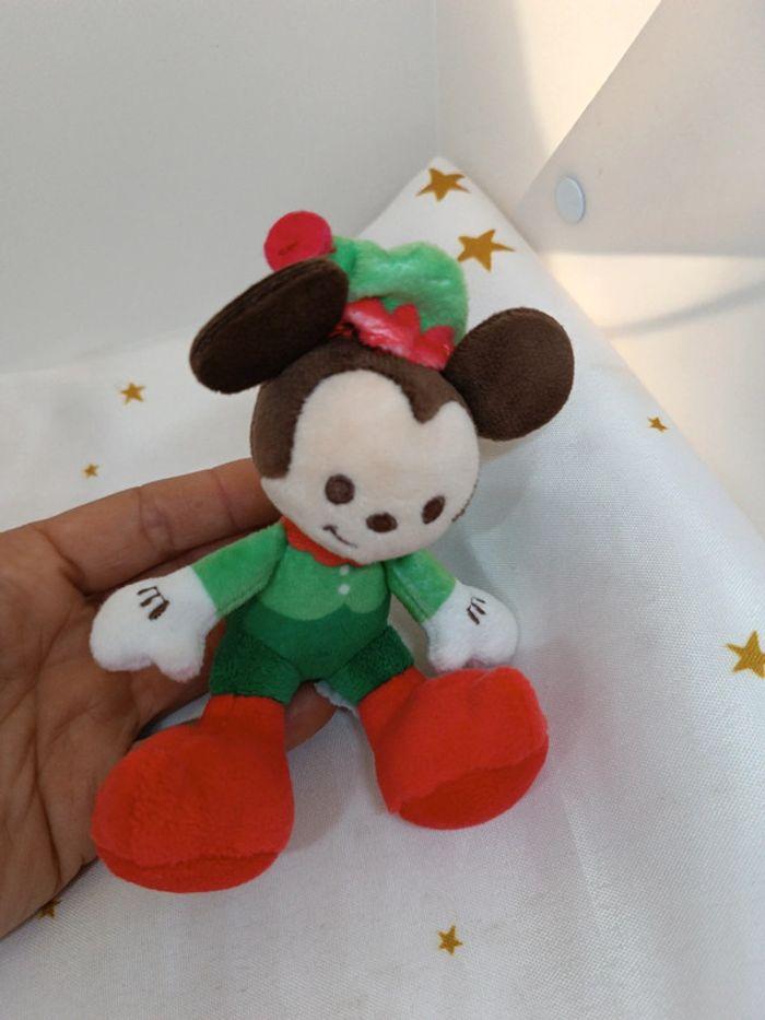 Peluche feet doudou nounours Teddy plush pluff Disney Mickey mouse noël christmas lutin - photo numéro 2