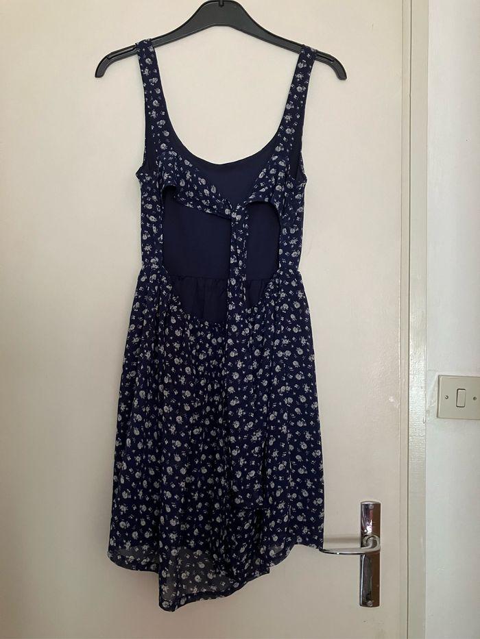 Robe fluide et dos-nu Jennyfer Taille S (3€) - photo numéro 4