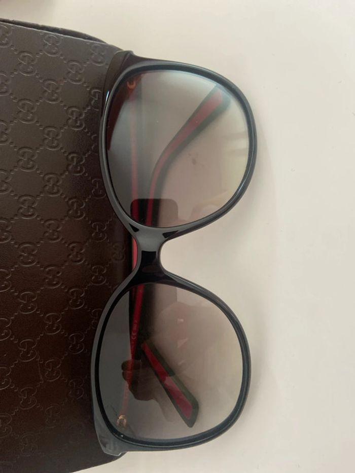 Lunette Gucci soleil - photo numéro 2