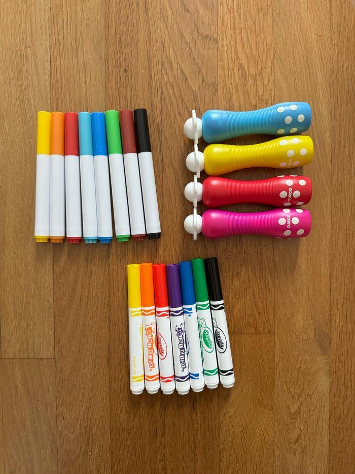 Lot de Feutres Marqueurs premier âge Djeco Crayola TBE