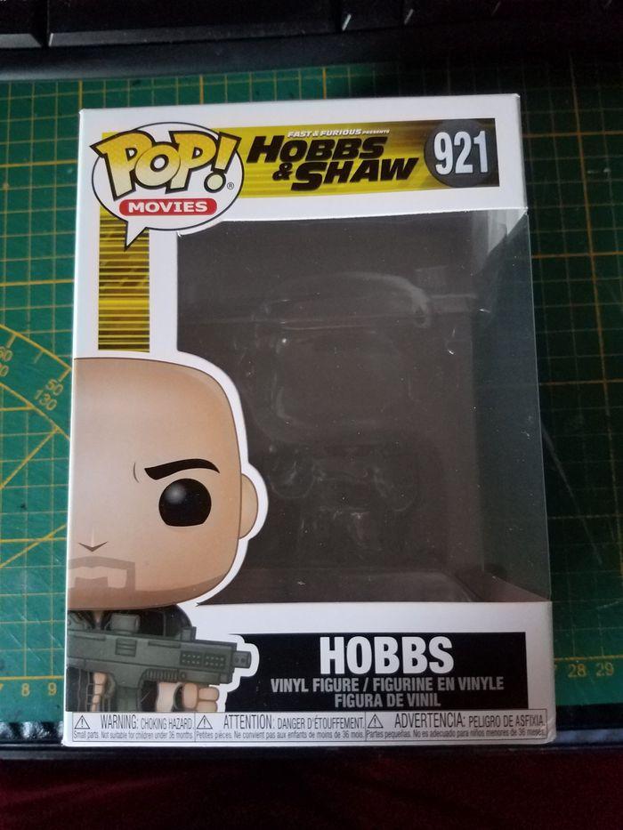 Boite funko POP Hobbs