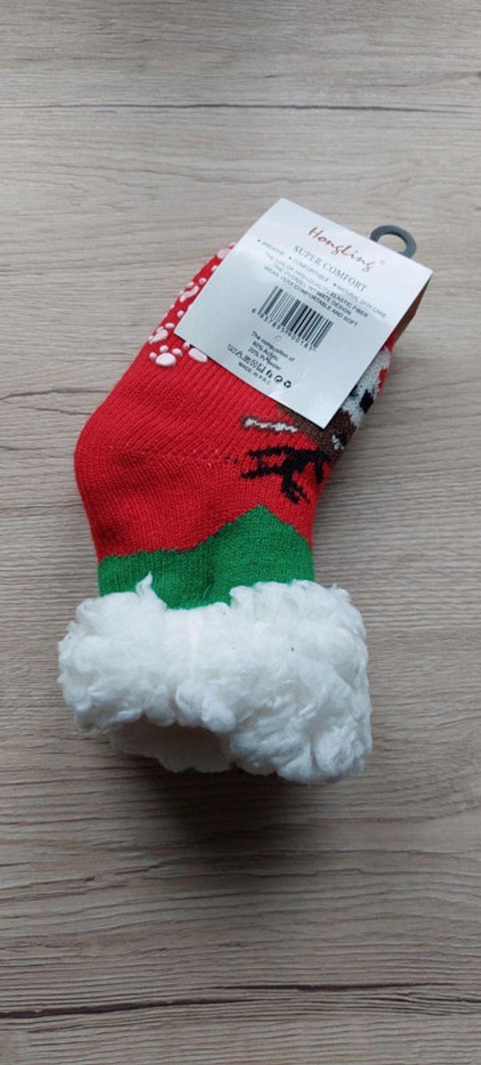 Paire de chaussettes de Noël 6 / 12 mois - photo numéro 2