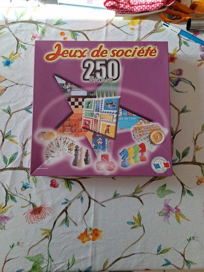 Jeux de société - photo numéro 1