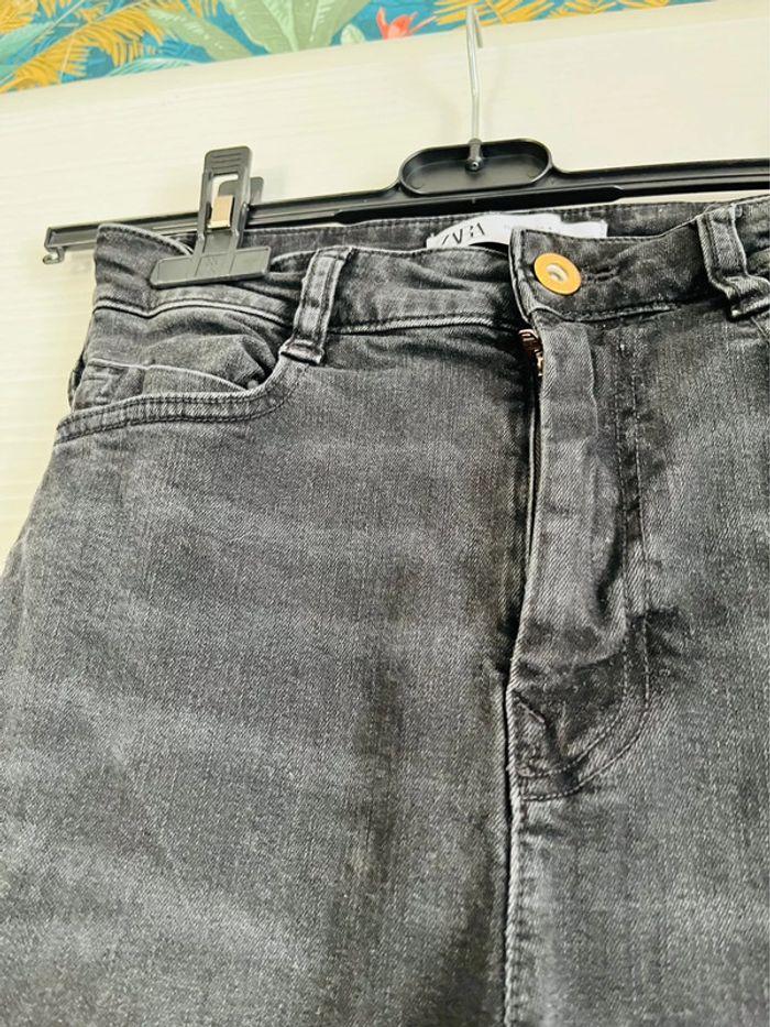 Jean noir Zara taille 36 comme neuf - photo numéro 3