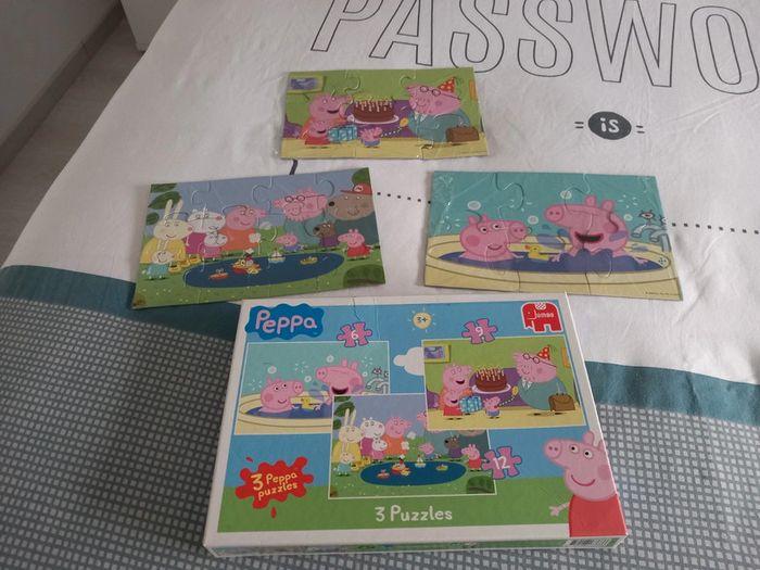 Boîte de 3 puzzles PEPPA - photo numéro 2