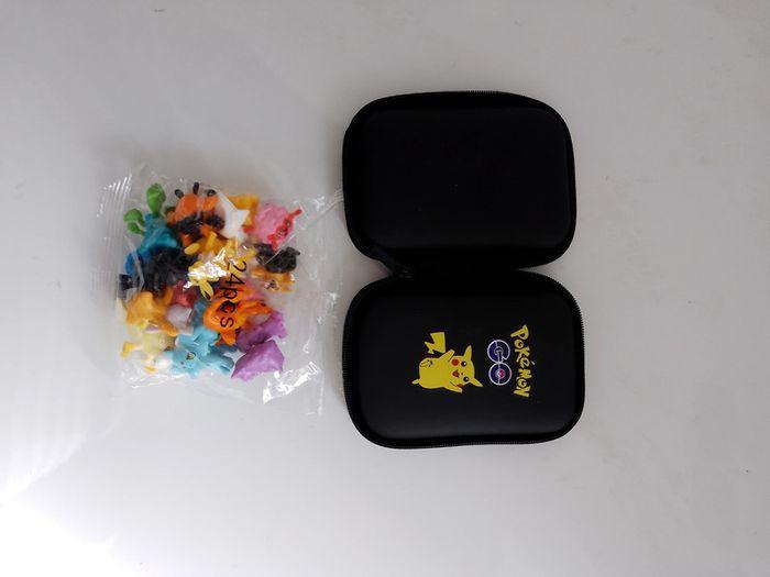 Lot pochette + 24 figurines Pokémon Pikachu - photo numéro 5