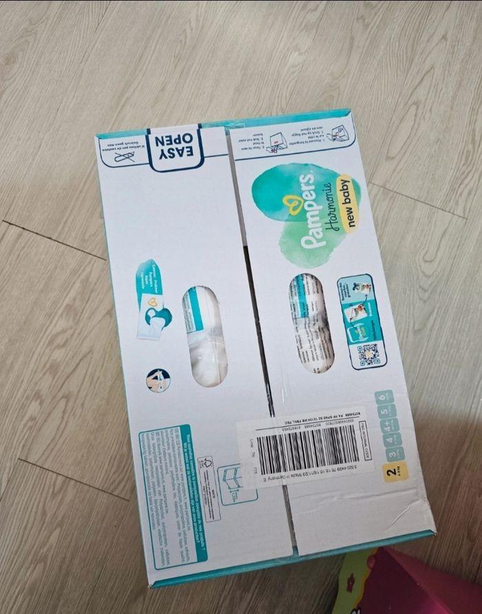 Pampers harmonie mega pack taille 2 - photo numéro 2