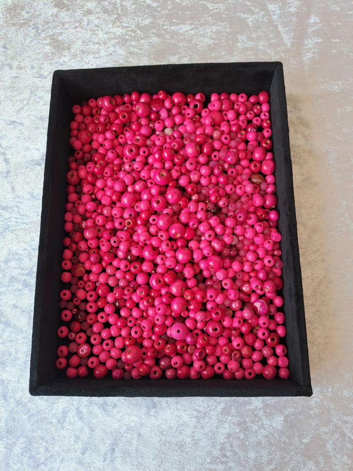 Perles fuchsia - photo numéro 4