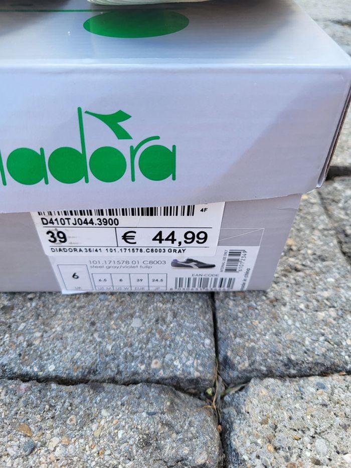 Baskets diadora T39 - photo numéro 2