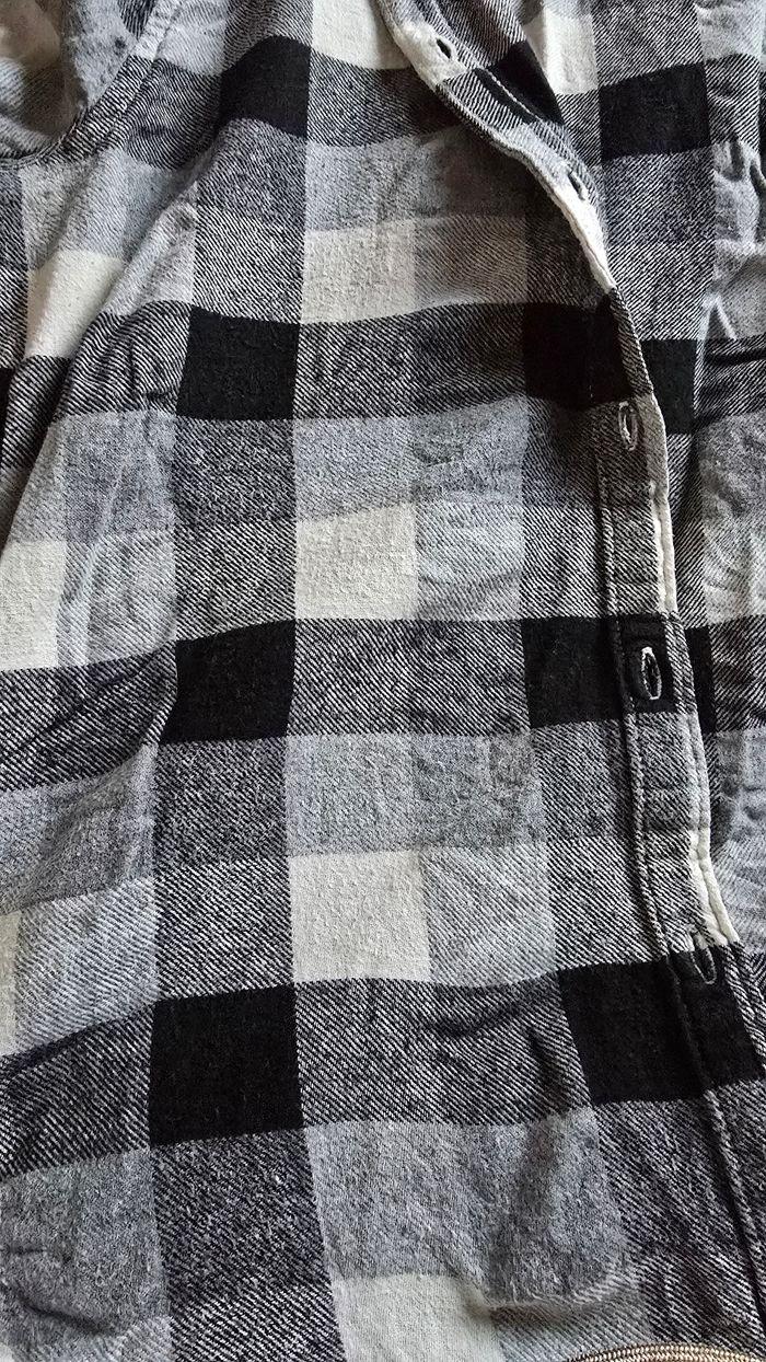 Chemise a carreaux taille S hollister - photo numéro 7