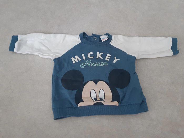 Pull bleu et blanc Mickey t.6mois - photo numéro 1