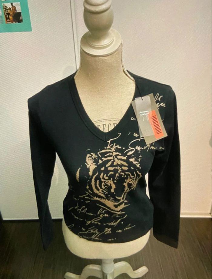 T-shirt manches longues motif tigre Bugarri T1 neuf - photo numéro 1