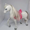 Cheval barbie blanc