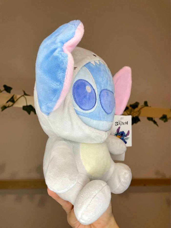 Peluche Disney Stitch déguisement Requin 🦈 - photo numéro 8