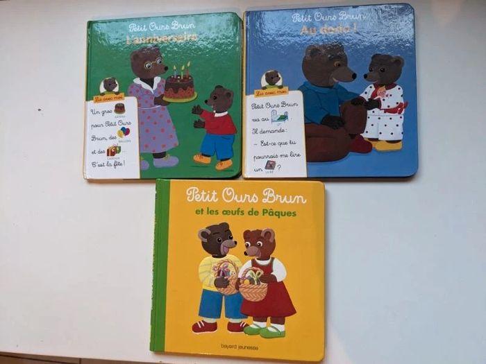 Livres petit ours brun - photo numéro 1