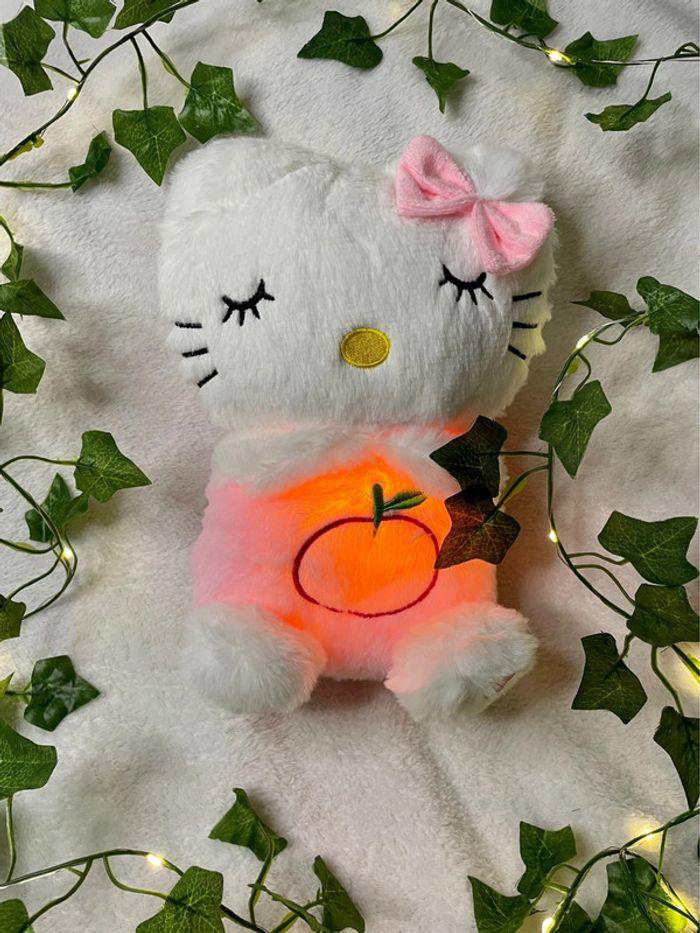 Peluche lumineuse Hello Kitty qui respire - photo numéro 1