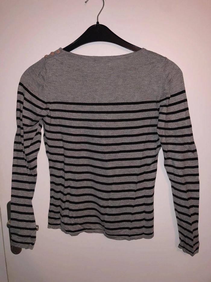 Pull marinière gris et noir - photo numéro 3