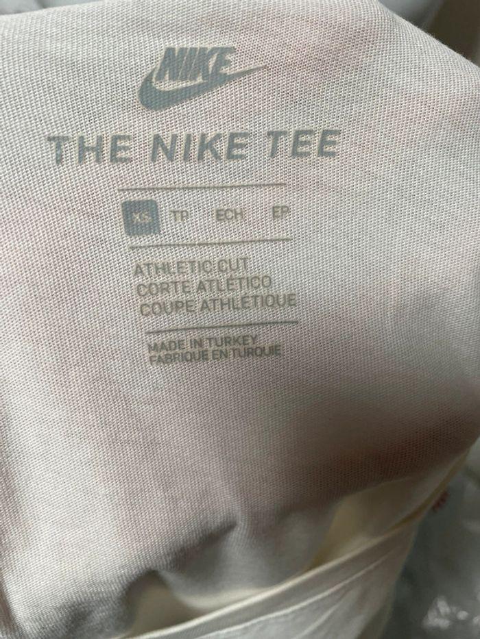 Tee shirt Nike - photo numéro 3