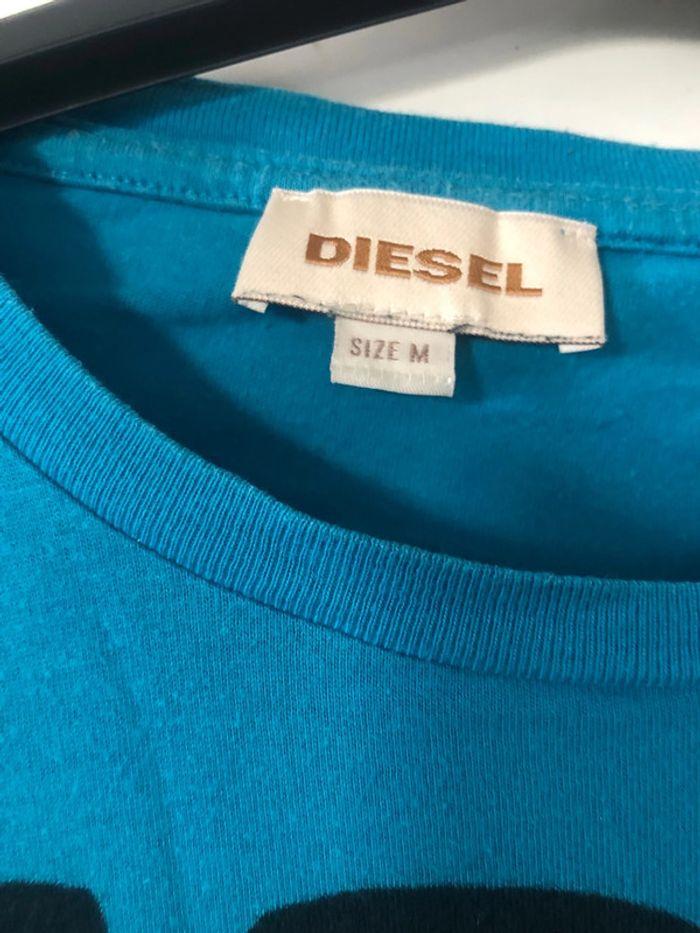 T shirt Diesel . Taille M - photo numéro 5