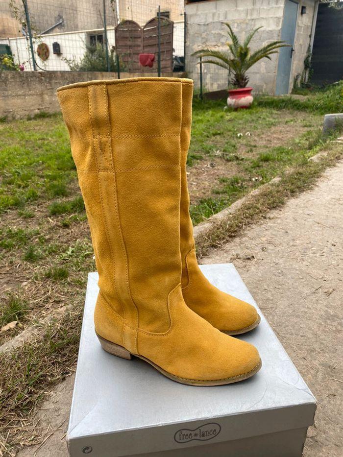 Bottes jaunes daim - photo numéro 2