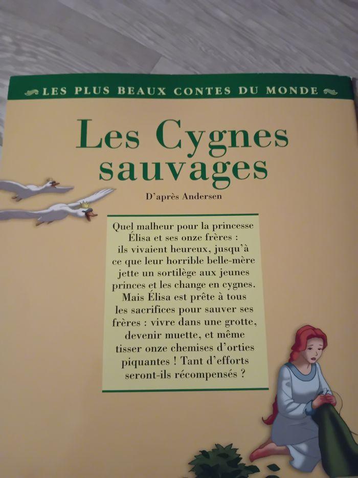 Livre les cygnes sauvages raconté par marlene jobert - photo numéro 2