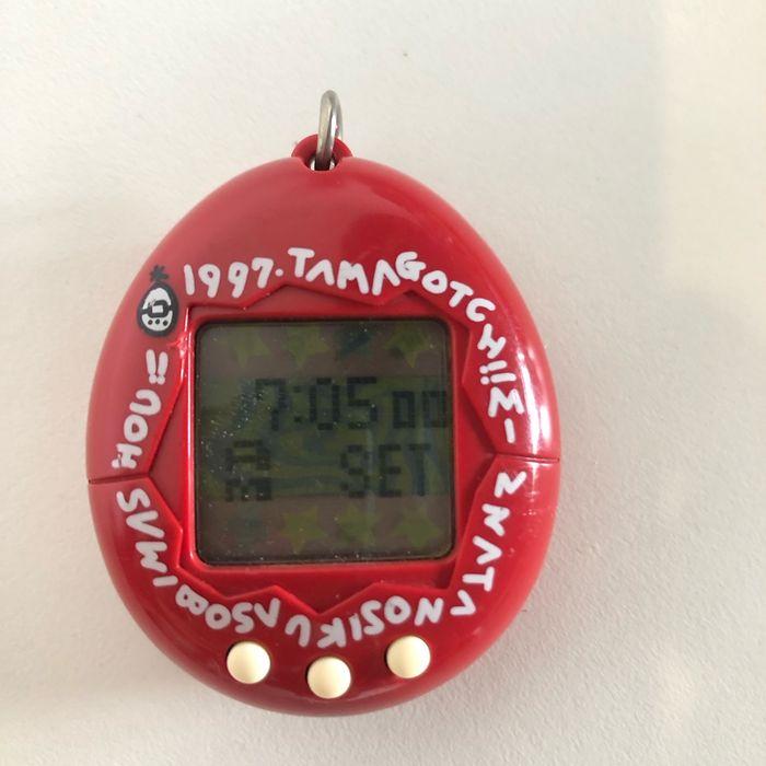 Tamagotchi vintage rouge jap 1996 - photo numéro 4