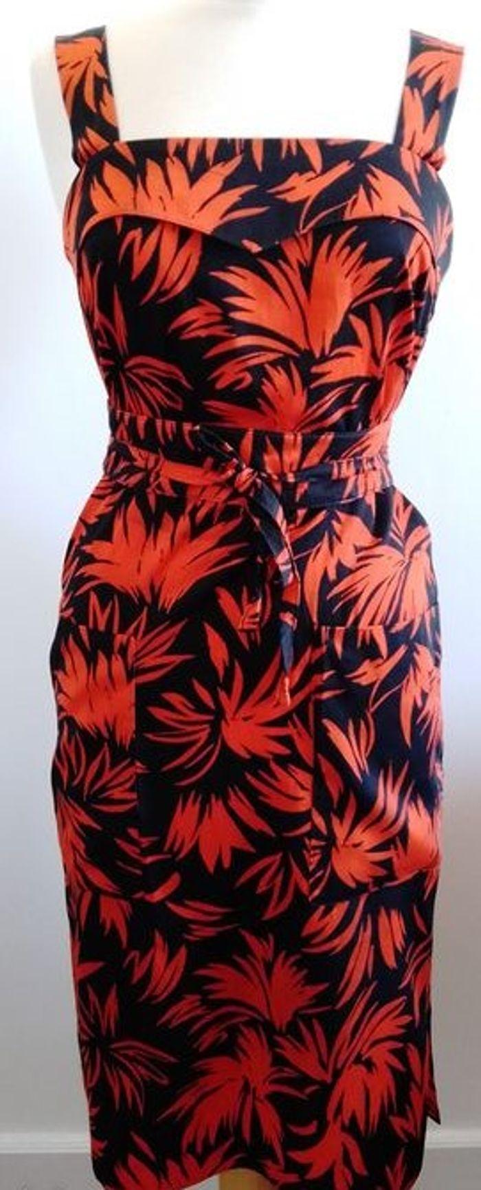 Robe style Pin up, motifs tropicaux oranges et noirs - photo numéro 1