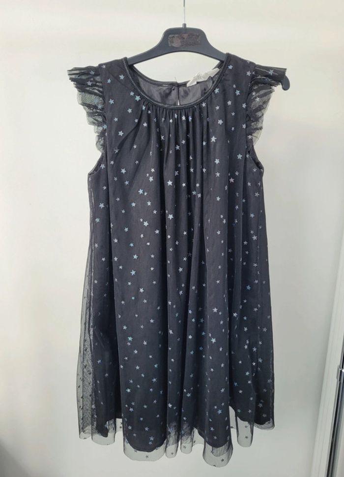 Belle robe H&M 140cm (10 ans) - photo numéro 1