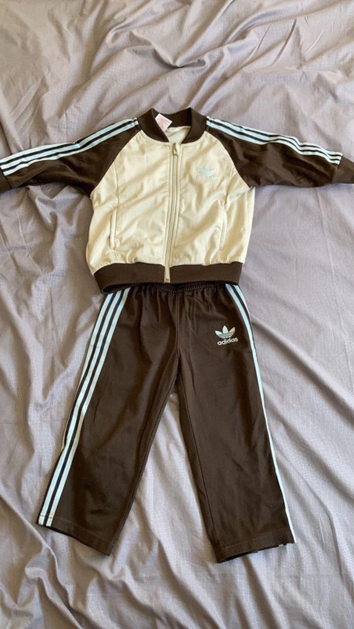 Jogging / ensemble adidas 3 ans - photo numéro 1