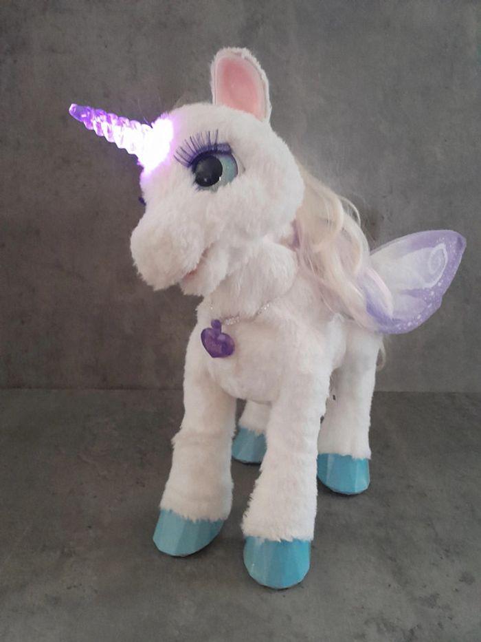 FurReal / Star Lily / Ma Licorne magique / Hasbro 2014 - photo numéro 1