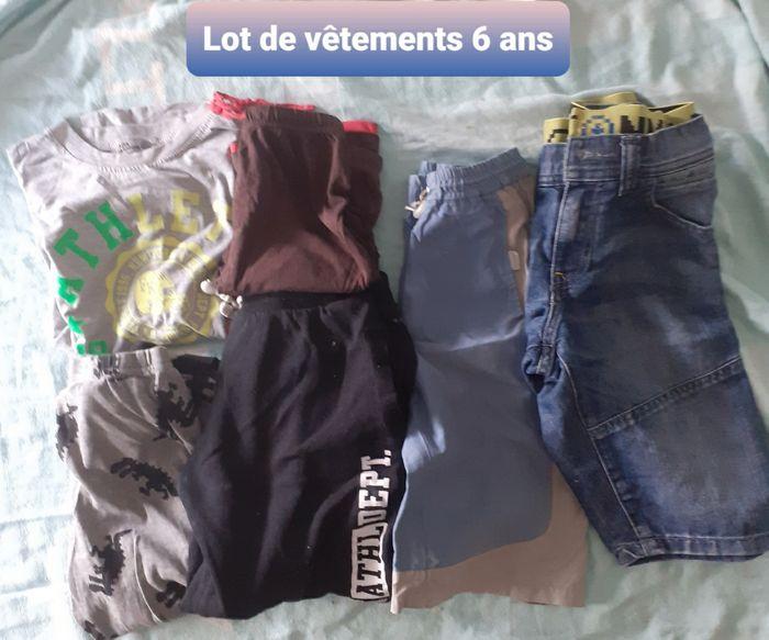 Lot de vêtements