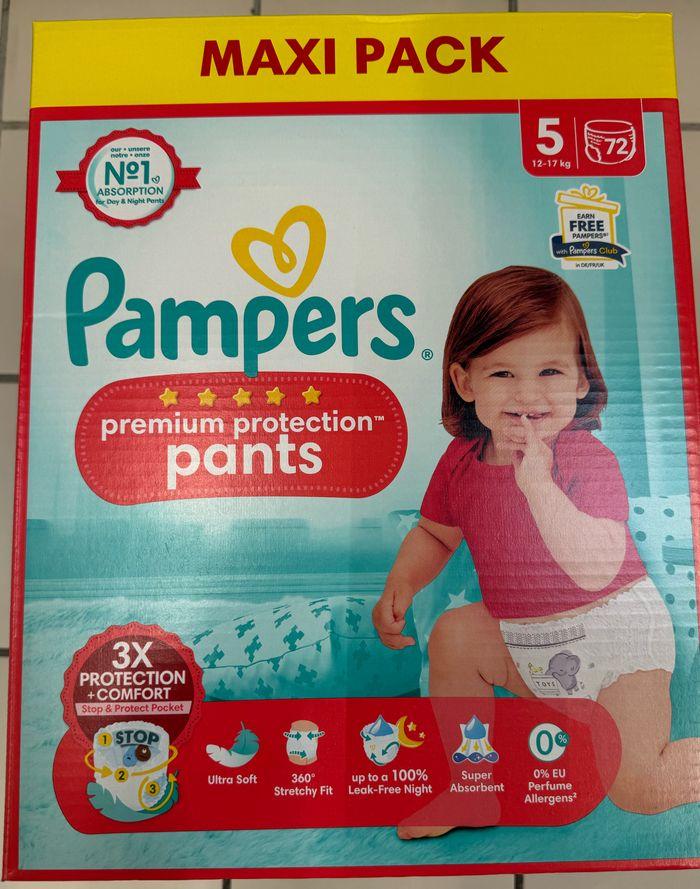 1 paquet de couches Pampers taille 5