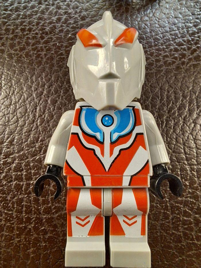 Figurine Lego compatible Ultraman - photo numéro 1