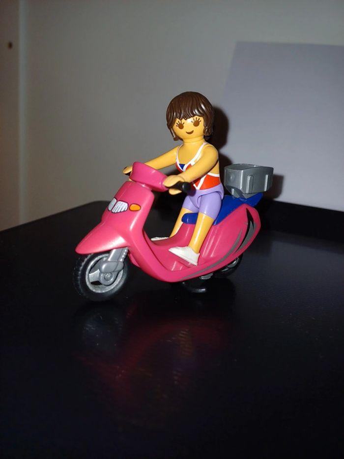 Playmobil scooter - photo numéro 1