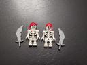 Lot 2 Figurines Lego squelette pirate avec sabre - Halloween - vrai Lego