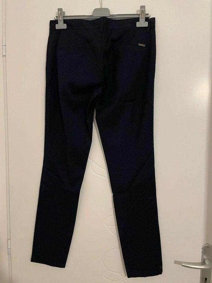 Pantalon style chino bleu marine à pois blanc Teddy Smith taille 28 soit taille 38 - photo numéro 3